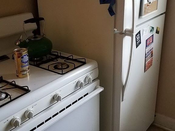 3rd image of 1328 NW 5th Ave