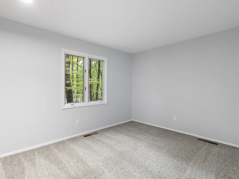 17767 Falling Leaves Rd — Photo 21