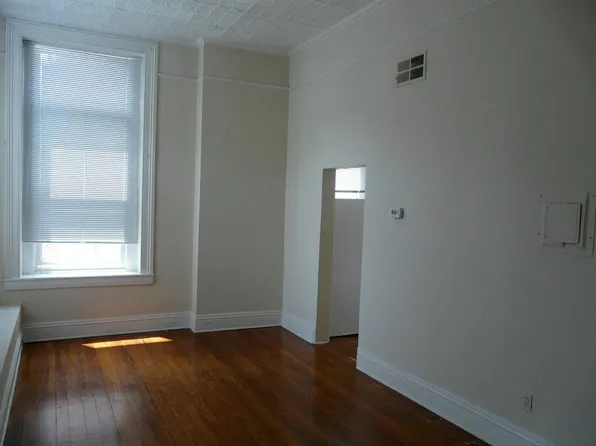 1901 E Lombard St, Baltimore, MD
