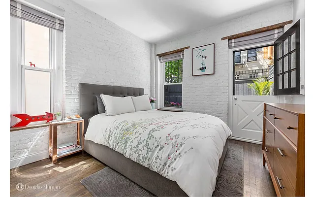 Sold by Douglas Elliman | media 7