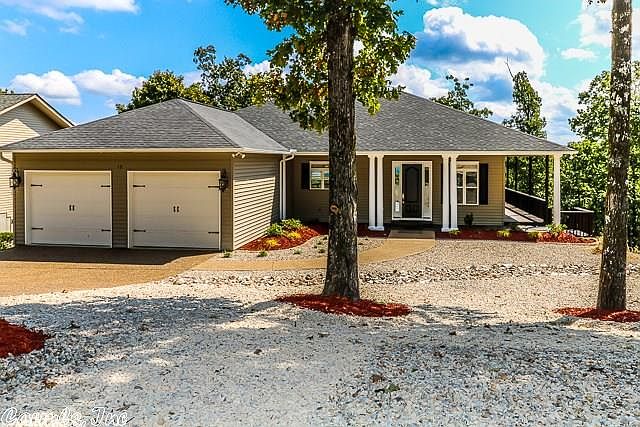 1st image of 12 Jumilla Ln