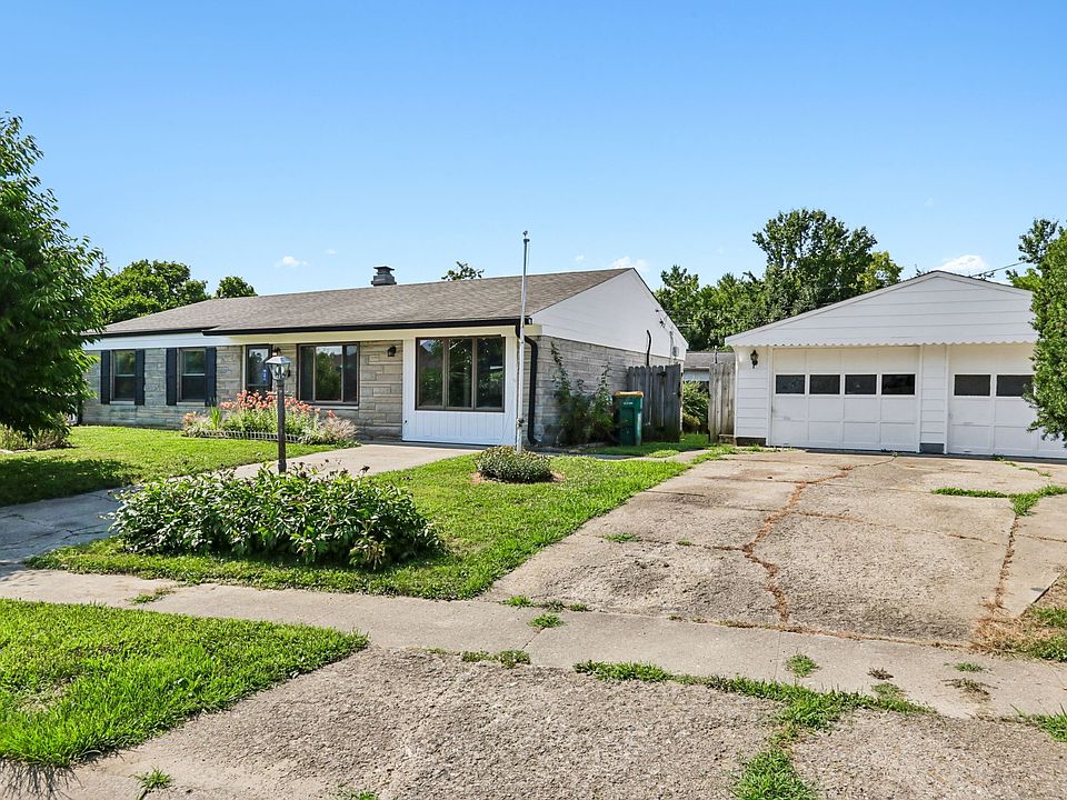 1st image of 1006 Longfellow Ln