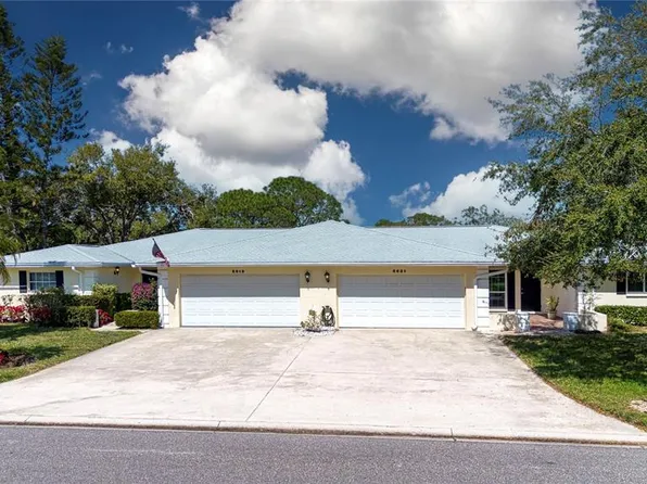 5621 Palm Aire Dr, Sarasota, FL 34243