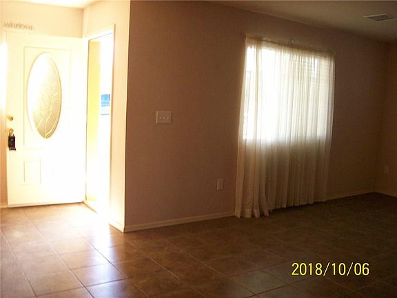 3rd image of 8009 Parkland Dr