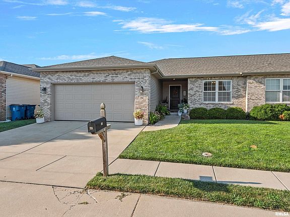 2nd image of 2919 Meadowbrook Rd #29