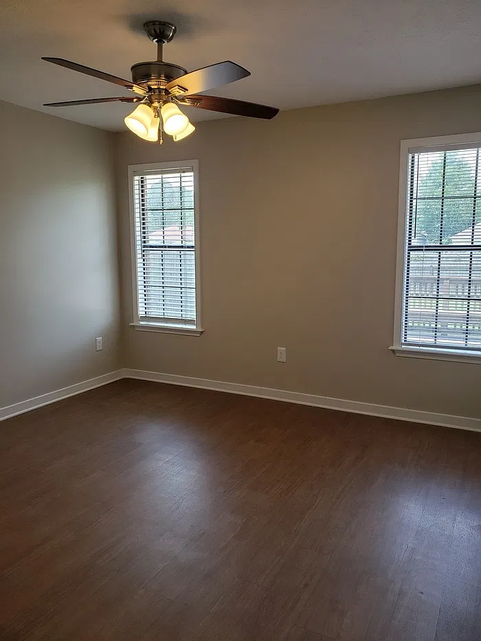 3 bed, 2.0 bath, 1147 sqft, $1,545 — Photo 4