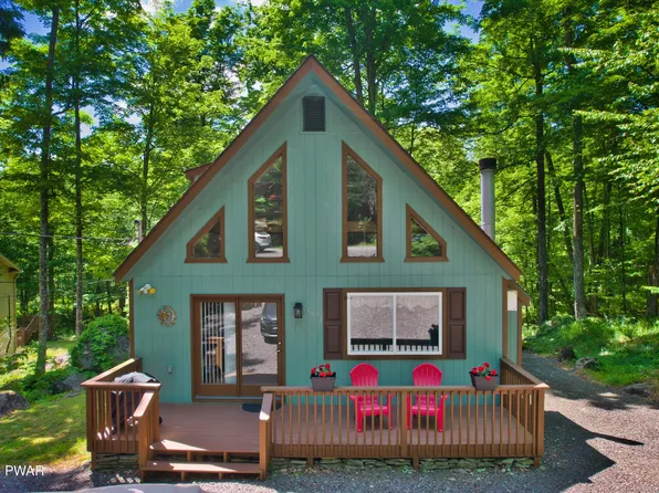 64 Splitrail Ln, Lake Ariel, PA 18436