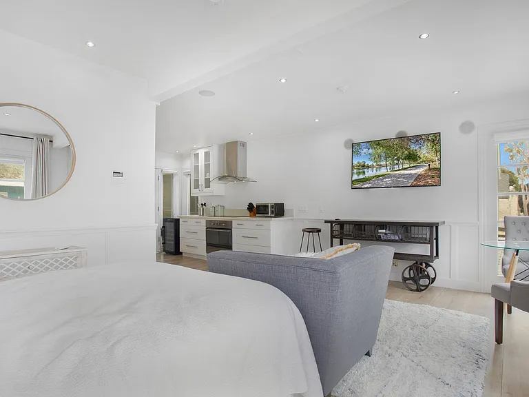 377 Mermaid St — Photo 10