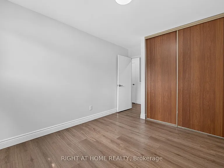 2605 Woodchester Dr #5 — Photo 22