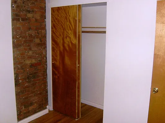 Rented by Sky Management | media 64