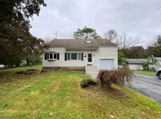 127 Decker Pond Rd, Green Township, NJ 07821