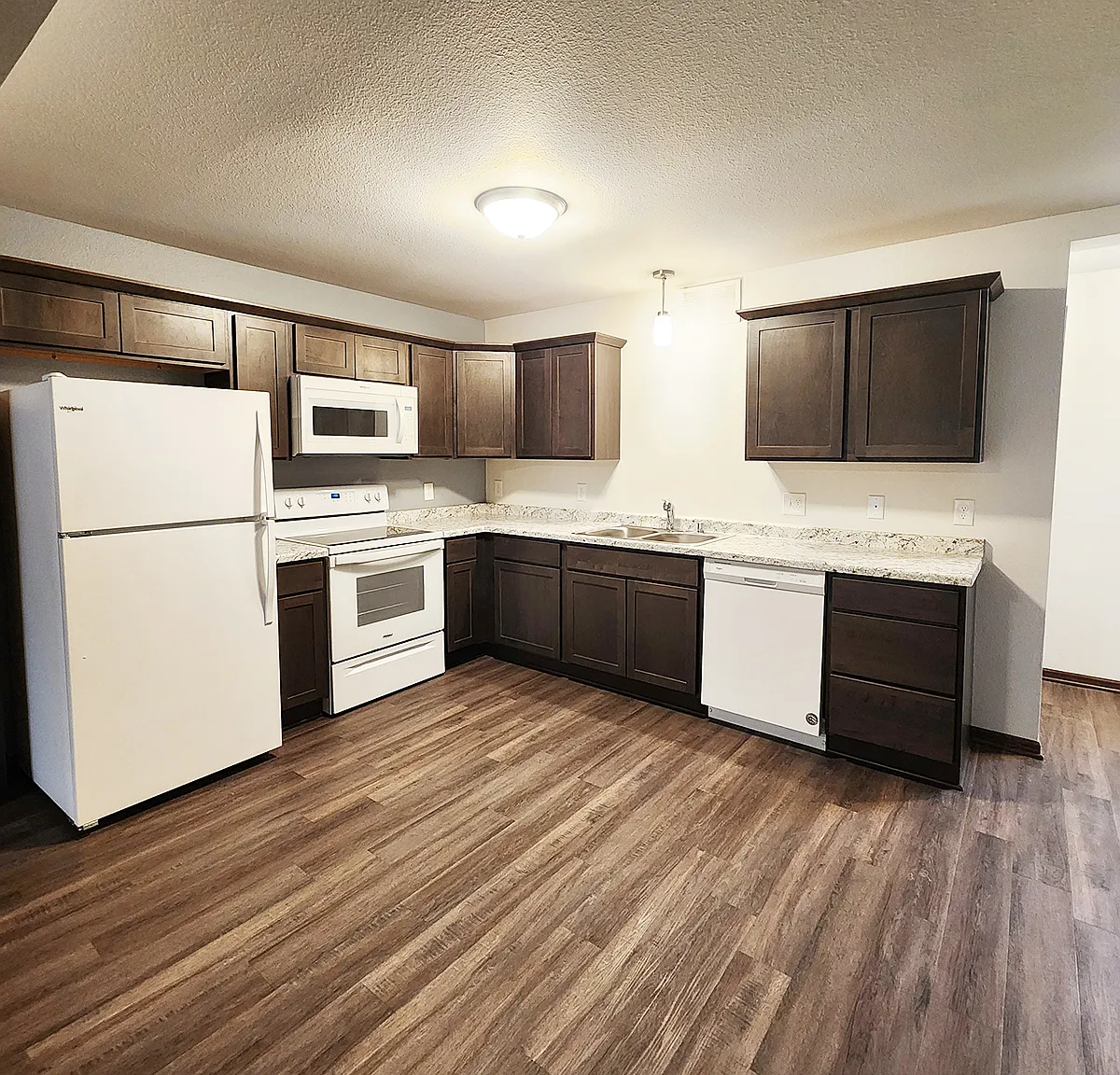 Maple Brook Townhomes — Photo 1