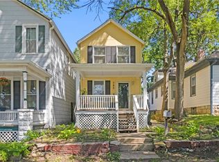 780 Osage St, Leavenworth, KS 66048