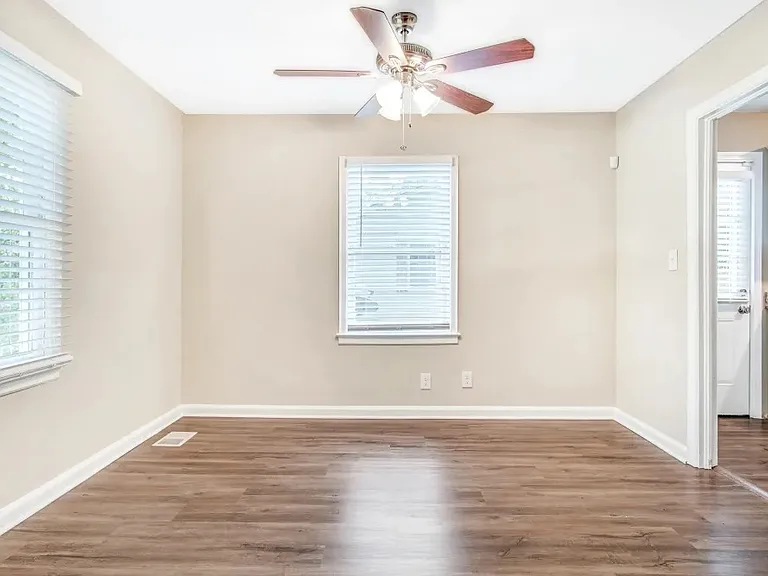 1425 Dennis Dr — Photo 15