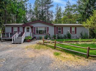 320 Fields Rd, Williams, OR 97544