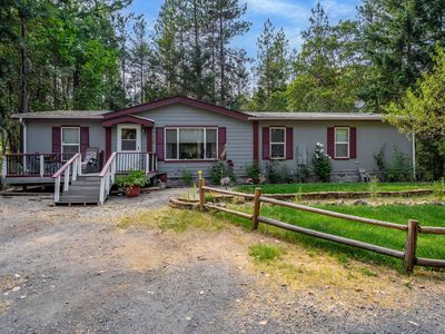 320 Fields Rd, Williams, OR, 97544