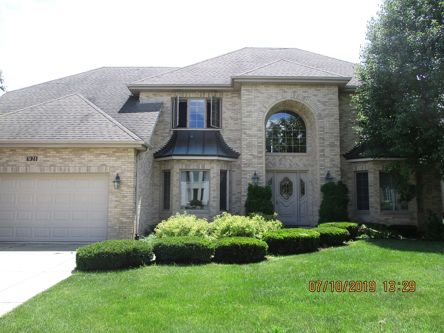 921 Naples Ln photo 1