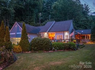 845 Eagles Nest Rd, Waynesville, NC 28786