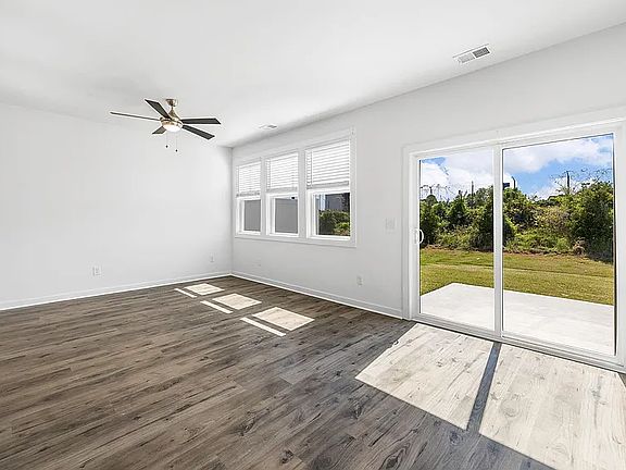 2nd image of 1415 Darrowby Way