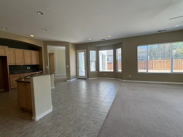 2837 Orion Dr — Photo 17