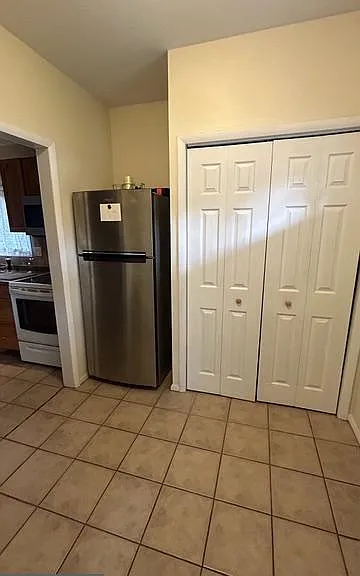 4919 Hazel Ave #1 — Photo 6