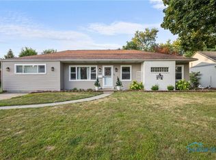 2422 Charlotte St, Toledo, OH 43613