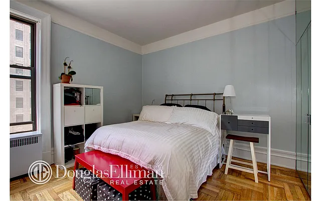 Rented by Douglas Elliman | media 18