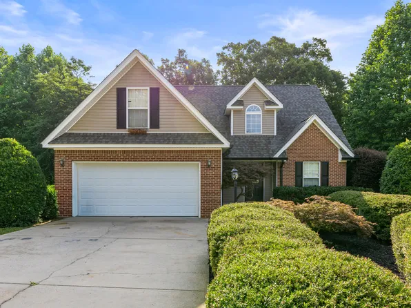 9108 Broad Leaf Ln, Soddy Daisy, TN 37379