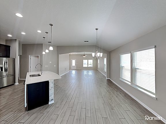 5th image of 12606 Itani Ct