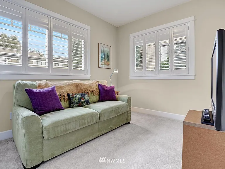 6351 SE 24th St — Photo 11