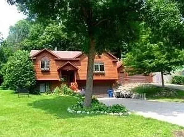 1761 Sumach Ln, Mound, MN 55364