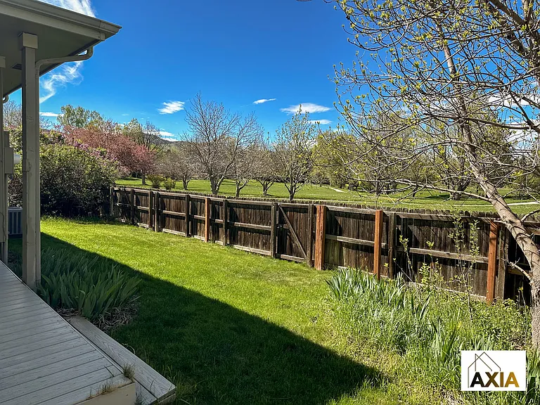 2545 Juniper Ave — Photo 15
