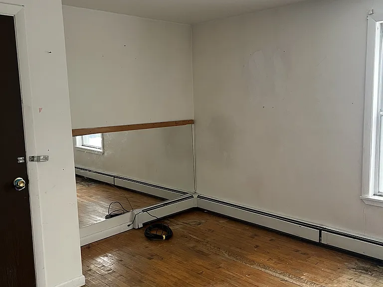 734 4th Ave #3 — Photo 2