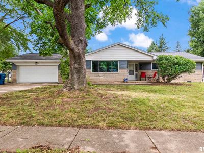 2205 Whitefield Rd, Springfield, IL, 62704