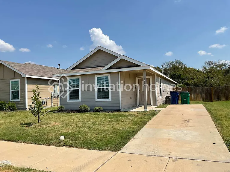 3038 Wallace Wells Ct — Photo 1