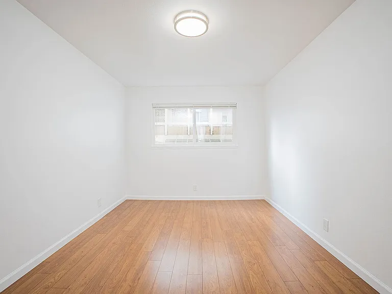 Montecito Ave 137 — Photo 11