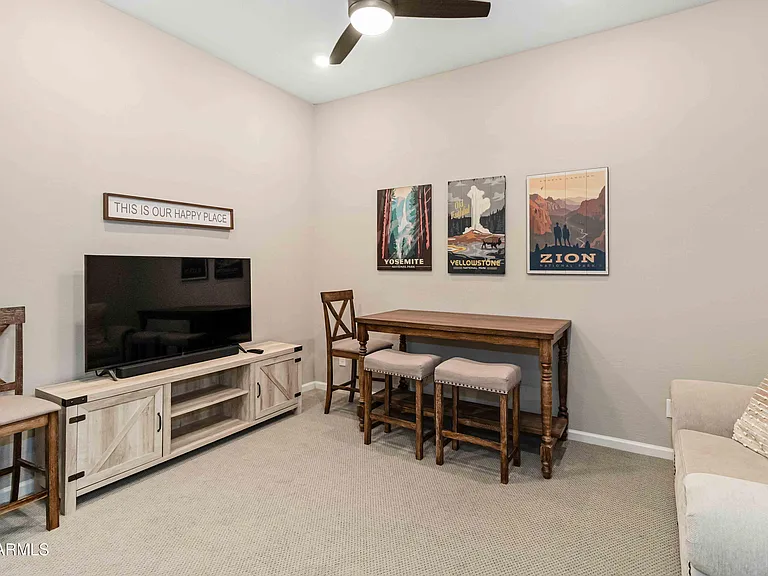21261 W Virginia Ave — Photo 16