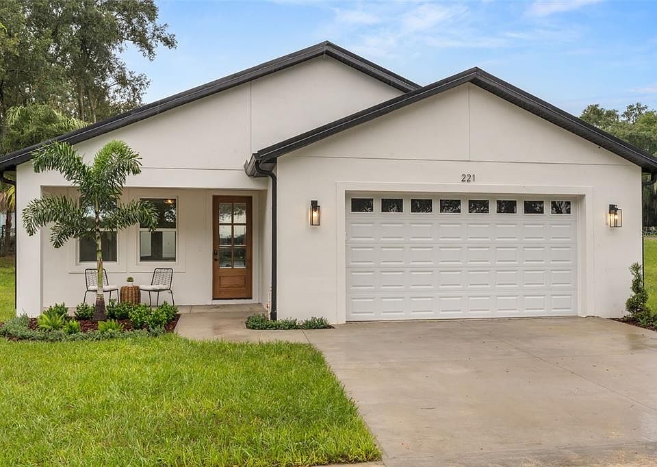 1st image of 221 S SUNSET AVENUE