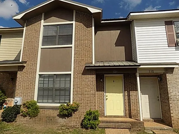 529 S Woodburn Dr, Dothan, AL 36305