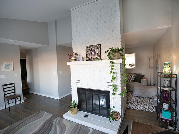3rd image of 1201 Cedar Pl #1201