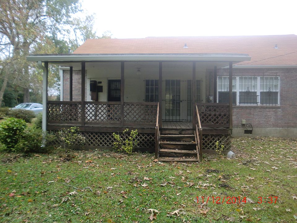 2nd image of 4825 Clinton Blvd