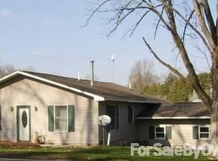 541 Main St, Blanchard, MI 49310