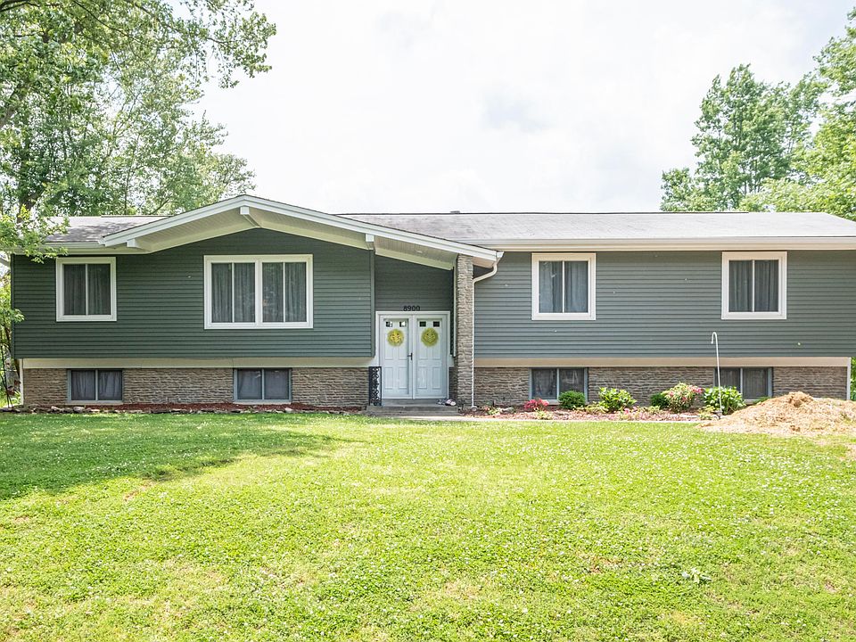 1st image of 8900 Lakeridge Dr