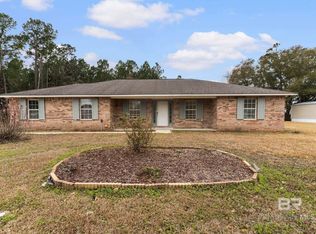 1548 Valencia Dr, Lillian, AL 36549