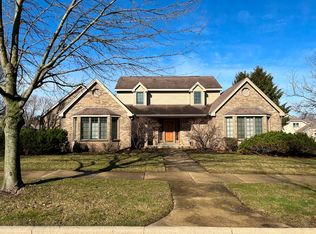 966 Stonehaven Dr, Elgin, IL 60124