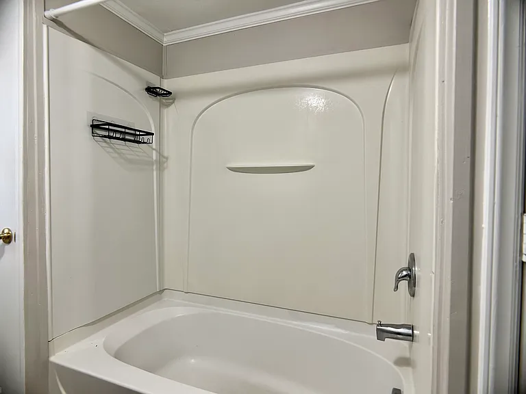 2145 Winston Rd — Photo 12