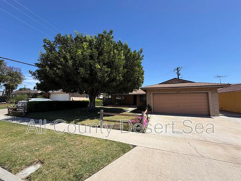 Building Photo - 10250 Masterson Ave