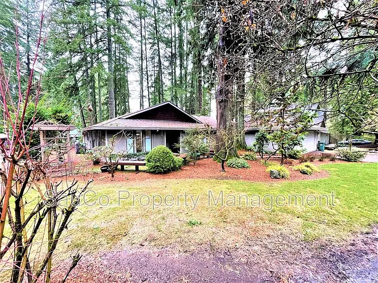 515 SE 26th Ave — Photo 3