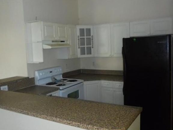 2nd image of 2905 E 25th Ave