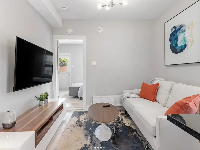 46 Nelson St #11 — Photo 3